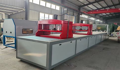 拉擠設(shè)備中導(dǎo)氈器問(wèn)題的解決方案研究